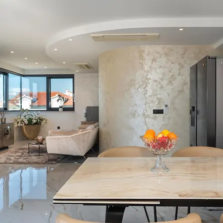 Soni Apartment *